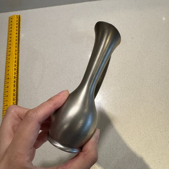 vintage Rio  Old Dutch Pewter mini vase - Picture 5 of 10